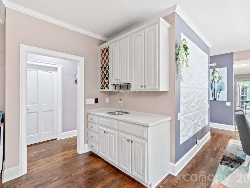 8600 Brownes Pond Lane, Charlotte, NC 28277.  MLS# CAR4372694, YatesRealty ID 17986. 