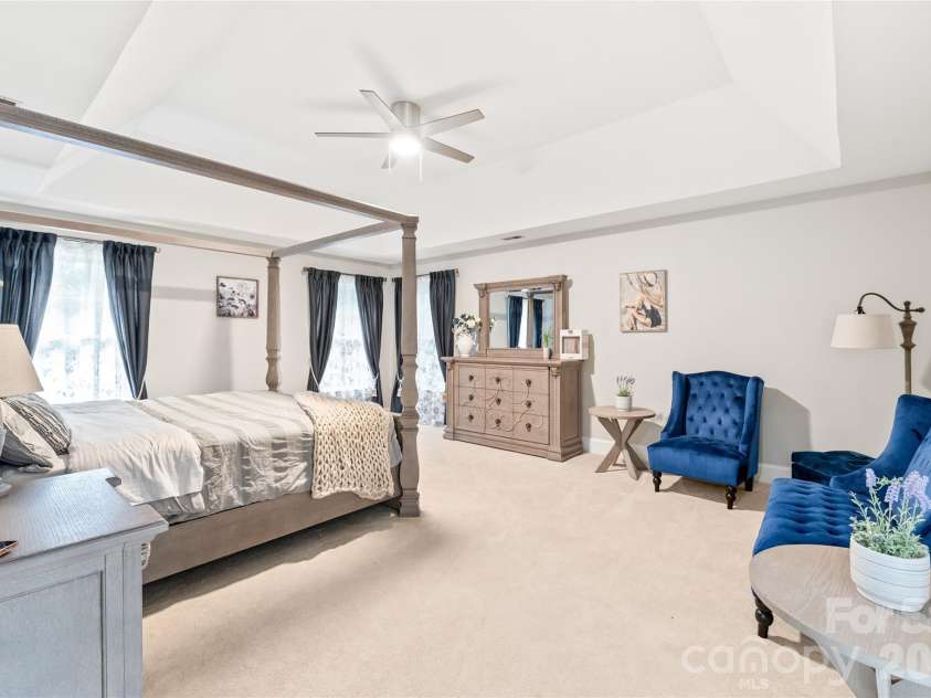 8600 Brownes Pond Lane, Charlotte, NC 28277.  MLS# CAR4372694, YatesRealty ID 17986. 