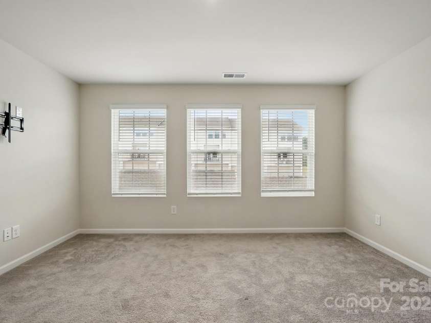 939 Cobbled Way, Fort Mill, SC 29715.  MLS# CAR4186055, YatesRealty ID 17987. 