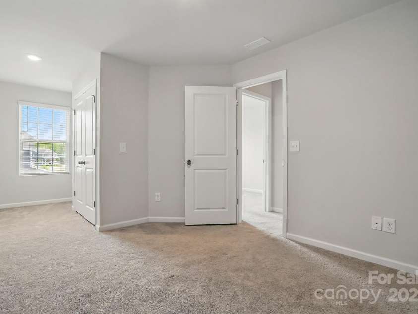 939 Cobbled Way, Fort Mill, SC 29715.  MLS# CAR4186055, YatesRealty ID 17987. 