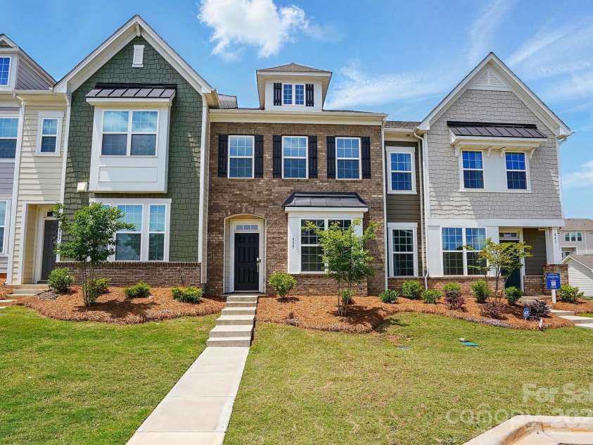 939 Cobbled Way, Fort Mill, SC 29715.  MLS# CAR4186055, YatesRealty ID 17987. 