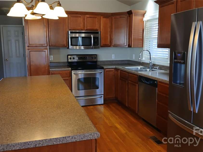 309 Rodoret Street, Valdese, NC 28690.  MLS# CAR4194557, YatesRealty ID 1799. Kitchen