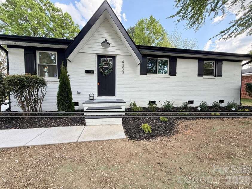4330 Colebrook Road, Charlotte, NC 28215.  MLS# CAR4362704, YatesRealty ID 17991. 