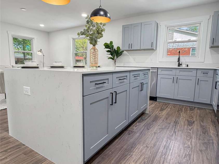 4330 Colebrook Road, Charlotte, NC 28215.  MLS# CAR4362704, YatesRealty ID 17991. 