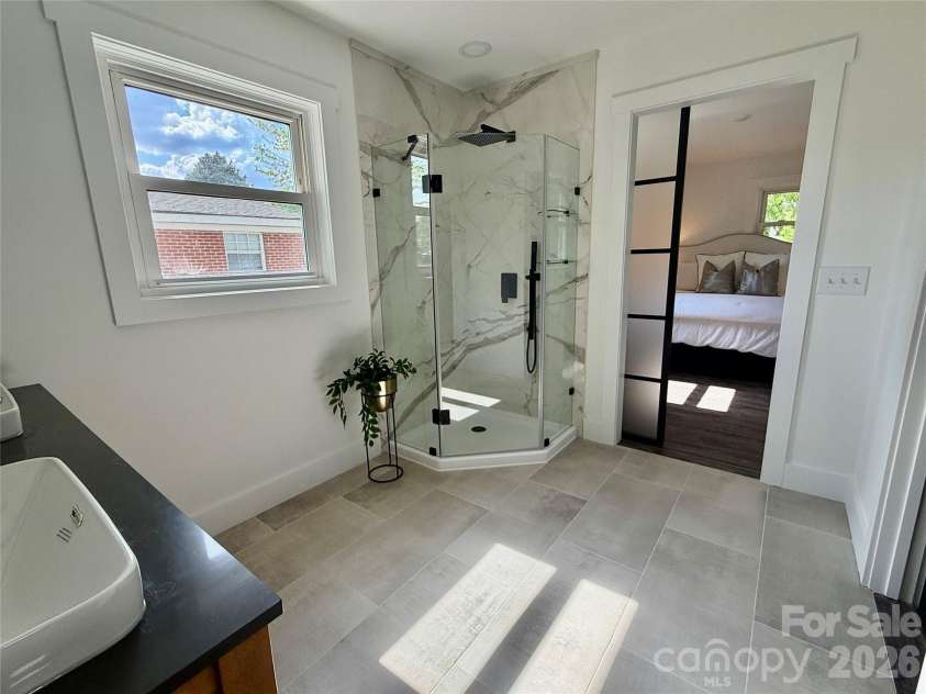 4330 Colebrook Road, Charlotte, NC 28215.  MLS# CAR4362704, YatesRealty ID 17991. 