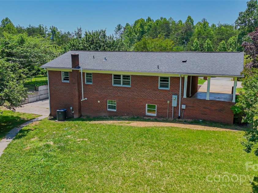 1838 Harmon Street, Morganton, NC 28655.  MLS# CAR4267798, YatesRealty ID 17992. 