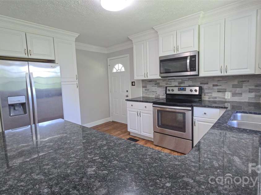 1838 Harmon Street, Morganton, NC 28655.  MLS# CAR4267798, YatesRealty ID 17992. 