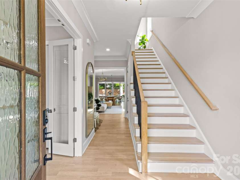 3505 Oakwood Avenue, Charlotte, NC 28205.  MLS# CAR4369785, YatesRealty ID 17992. 