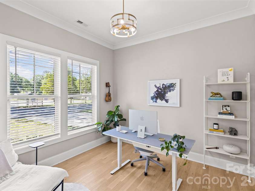 3505 Oakwood Avenue, Charlotte, NC 28205.  MLS# CAR4369785, YatesRealty ID 17992. 