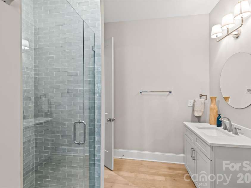 3505 Oakwood Avenue, Charlotte, NC 28205.  MLS# CAR4369785, YatesRealty ID 17992. 