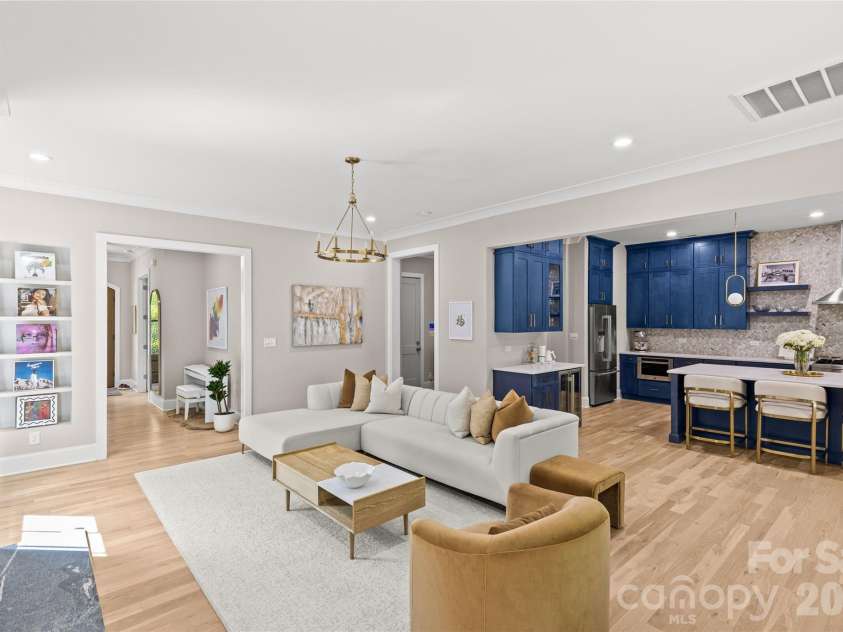 3505 Oakwood Avenue, Charlotte, NC 28205.  MLS# CAR4369785, YatesRealty ID 17992. 