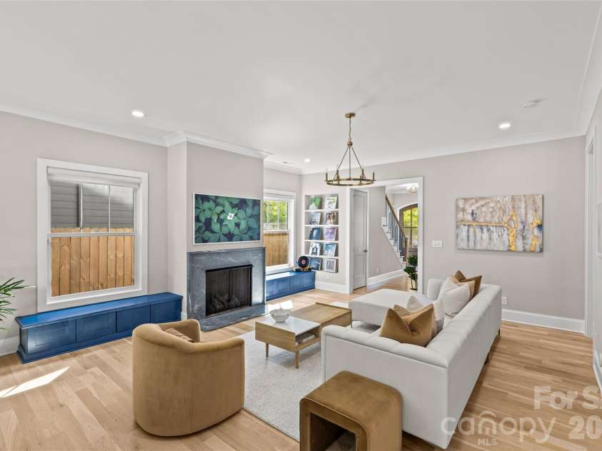 3505 Oakwood Avenue, Charlotte, NC 28205.  MLS# CAR4369785, YatesRealty ID 17992. 