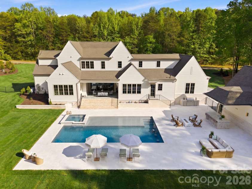 3035 Maple Way Drive, Davidson, NC 28036.  MLS# CAR4368514, YatesRealty ID 17993. 
