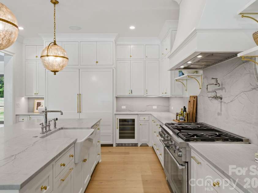3035 Maple Way Drive, Davidson, NC 28036.  MLS# CAR4368514, YatesRealty ID 17993. 