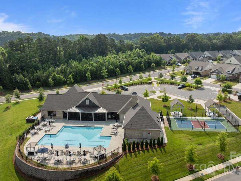 9435 Liberty Hill Drive, Mint Hill, NC 28227.  MLS# CAR4268024, YatesRealty ID 17993. 