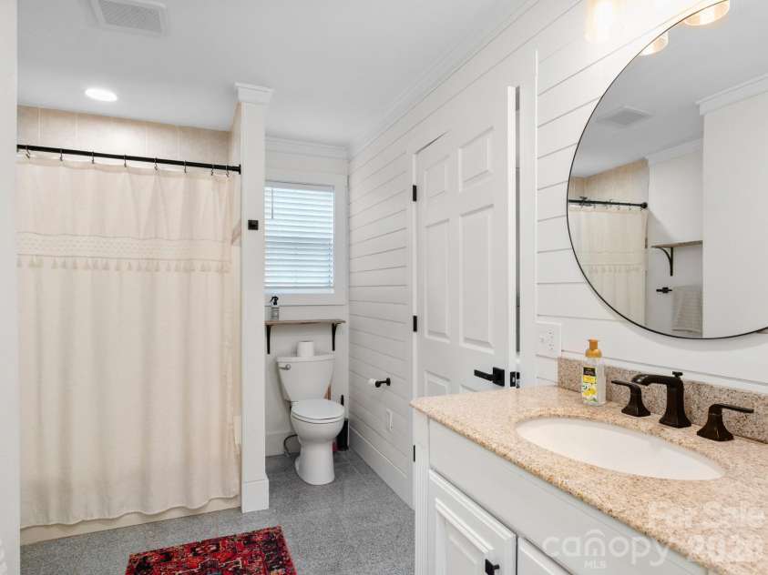 10 Bear Trail, Fairview, NC 28730.  MLS# CAR4364377, YatesRealty ID 17995. 