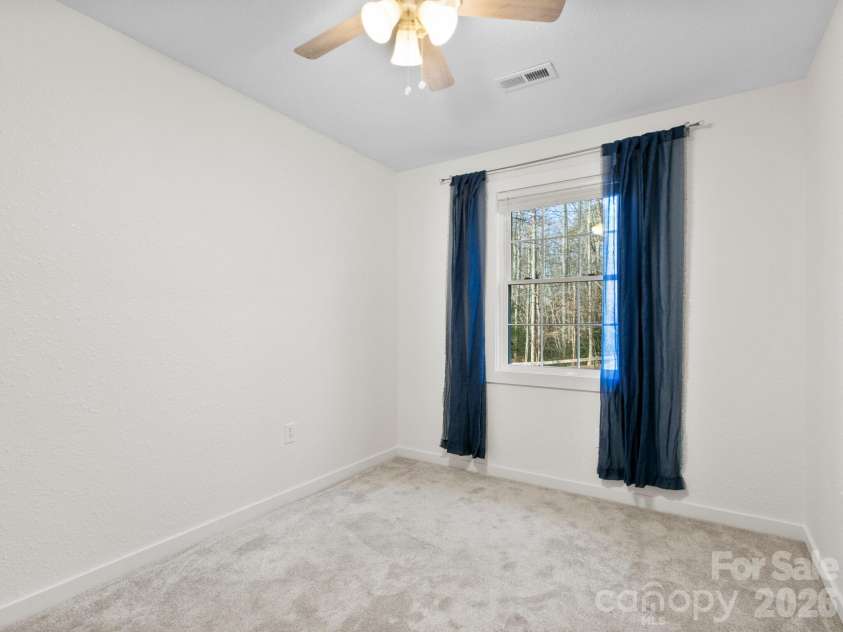 10 Bear Trail, Fairview, NC 28730.  MLS# CAR4364377, YatesRealty ID 17995. 