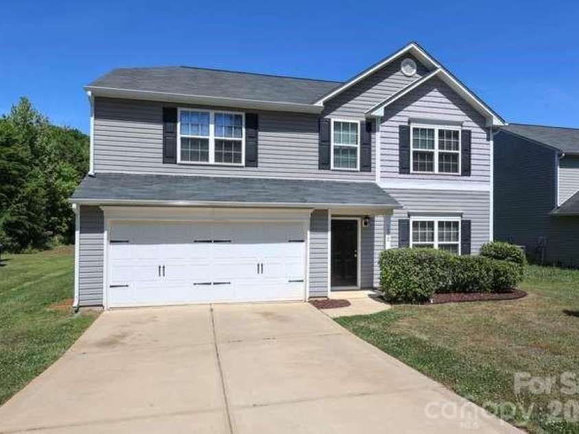 1212 Catawba Run, Lowell, NC 28098.  MLS# CAR4376003, YatesRealty ID 17996. 