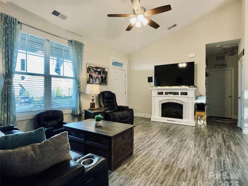 3100 Glacier Court, Gastonia, NC 28056.  MLS# CAR4210491, YatesRealty ID 17997. Living Room