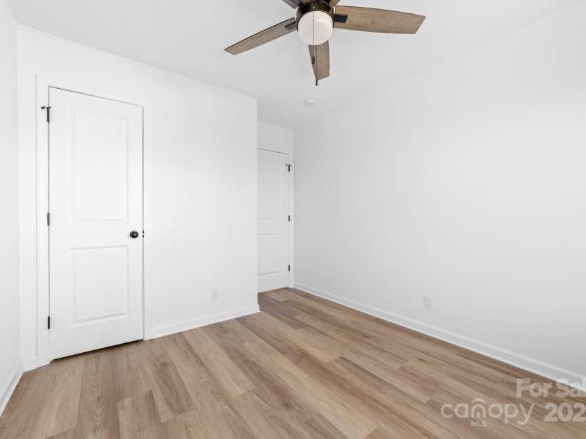 613 Buffalo Street, Shelby, NC 28150.  MLS# CAR4207882, YatesRealty ID 17998. 