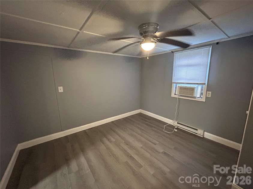 707 Wilson Street, Kannapolis, NC 28083.  MLS# CAR4366419, YatesRealty ID 17998. 