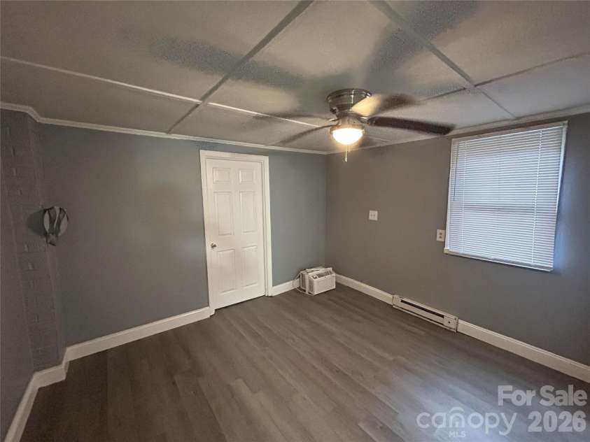 707 Wilson Street, Kannapolis, NC 28083.  MLS# CAR4366419, YatesRealty ID 17998. 