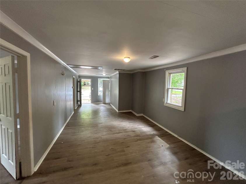 707 Wilson Street, Kannapolis, NC 28083.  MLS# CAR4366419, YatesRealty ID 17998. 
