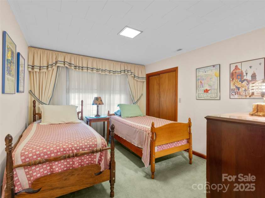 6345 Shore Drive, Nebo, NC 28761.  MLS# CAR4261495, YatesRealty ID 17999. 1 of 4 bedrooms on Main