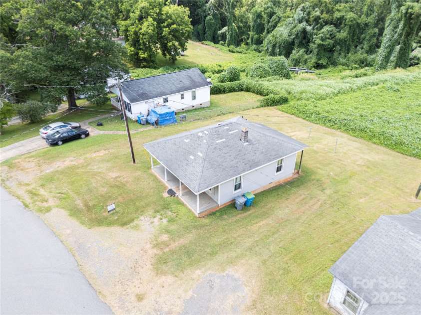 206 13th Street, Belmont, NC 28012.  MLS# CAR4257702, YatesRealty ID 18. 