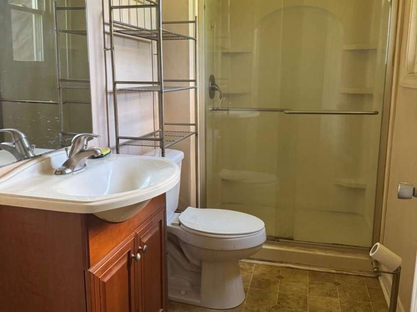 206 13th Street, Belmont, NC 28012.  MLS# CAR4257702, YatesRealty ID 18. 