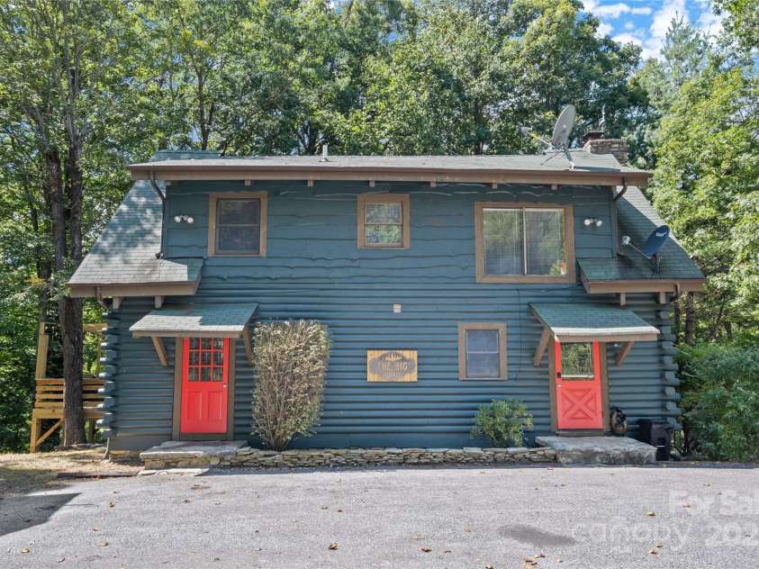 214&212 McKenzie Way, Old Fort, NC 28762.  MLS# CAR4266940, YatesRealty ID 180. Main Cabin