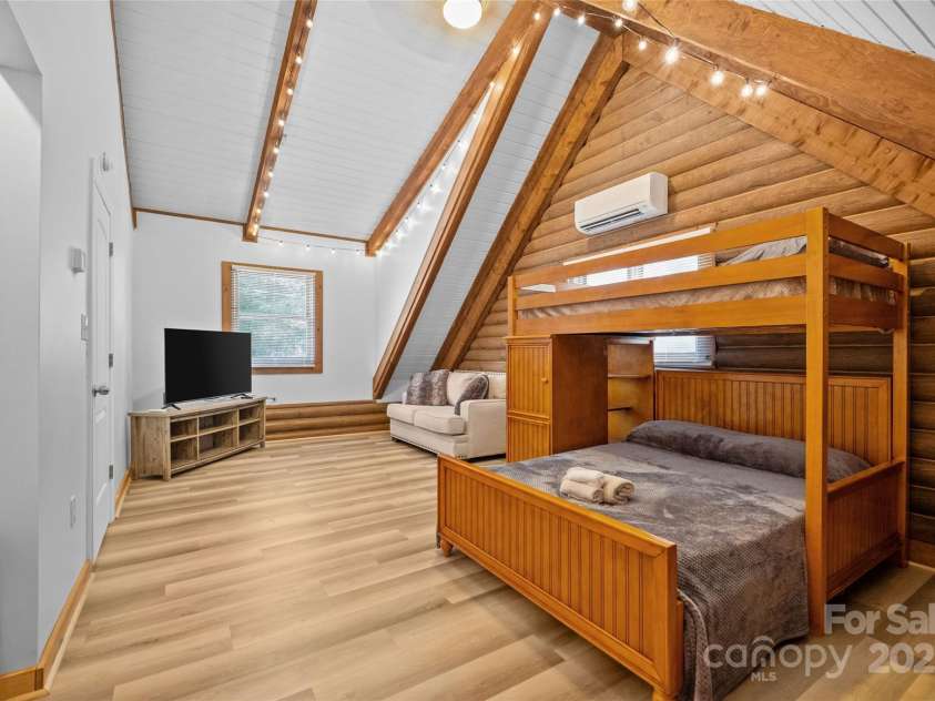 214&212 McKenzie Way, Old Fort, NC 28762.  MLS# CAR4266940, YatesRealty ID 180. Main Cabin