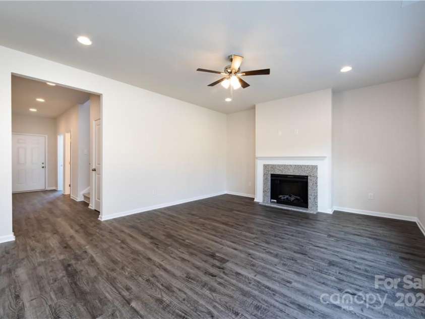 812 Hardin Street, Lancaster, SC 29720.  MLS# CAR4172733, YatesRealty ID 180. 