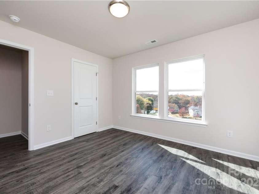 812 Hardin Street, Lancaster, SC 29720.  MLS# CAR4172733, YatesRealty ID 180. 