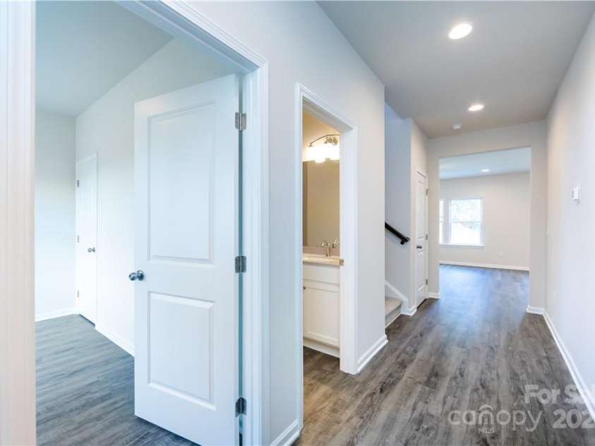 812 Hardin Street, Lancaster, SC 29720.  MLS# CAR4172733, YatesRealty ID 180. 