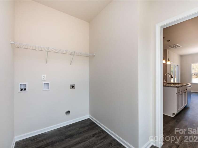 812 Hardin Street, Lancaster, SC 29720.  MLS# CAR4172733, YatesRealty ID 180. 