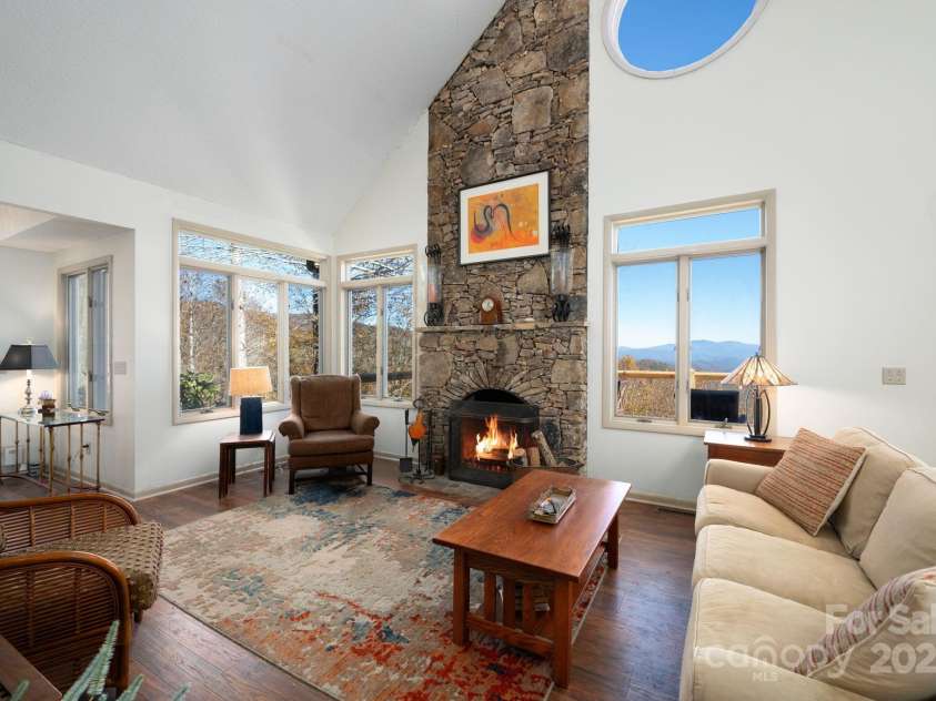 481 Overlook Drive, Mars Hill, NC 28754.  MLS# CAR4313425, YatesRealty ID 1800. 