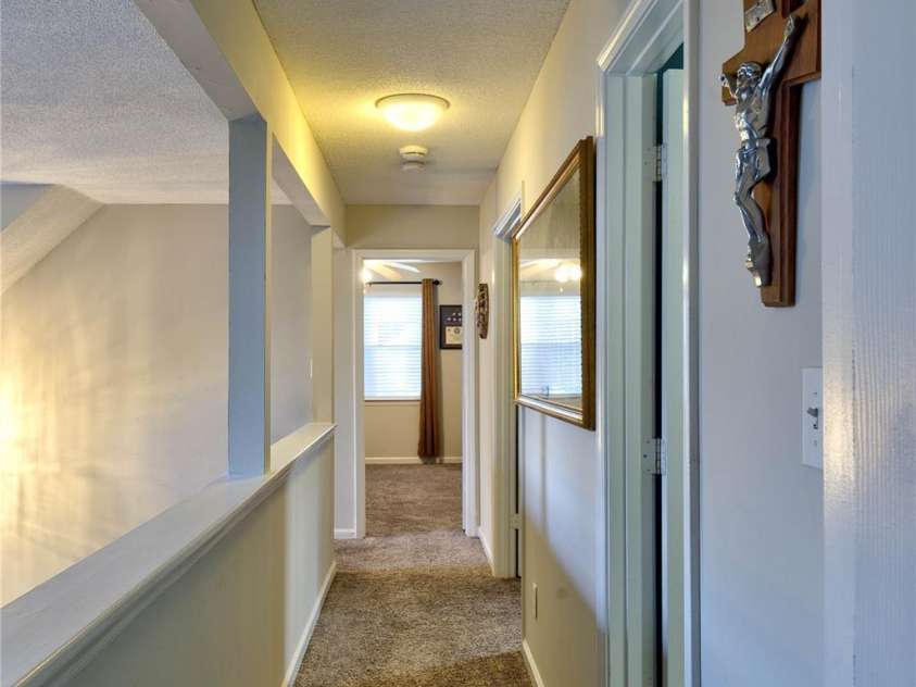 518 Lisa Carol Drive, Mooresville, NC 28115.  MLS# CAR4347357, YatesRealty ID 18000. 