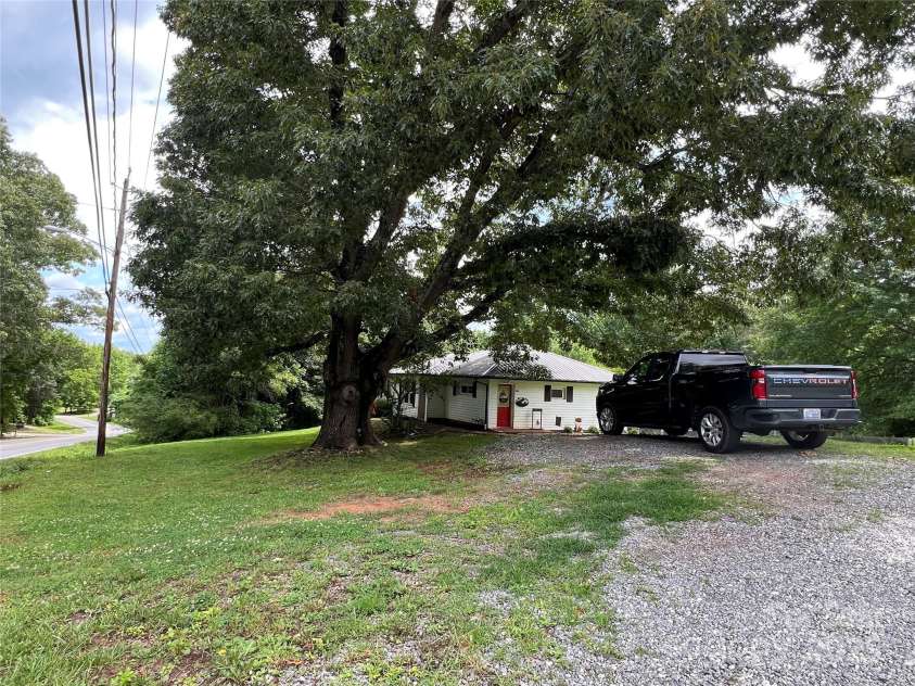 340 Cherry Mountain Street, Forest City, NC 28043.  MLS# CAR4268552, YatesRealty ID 18001. 