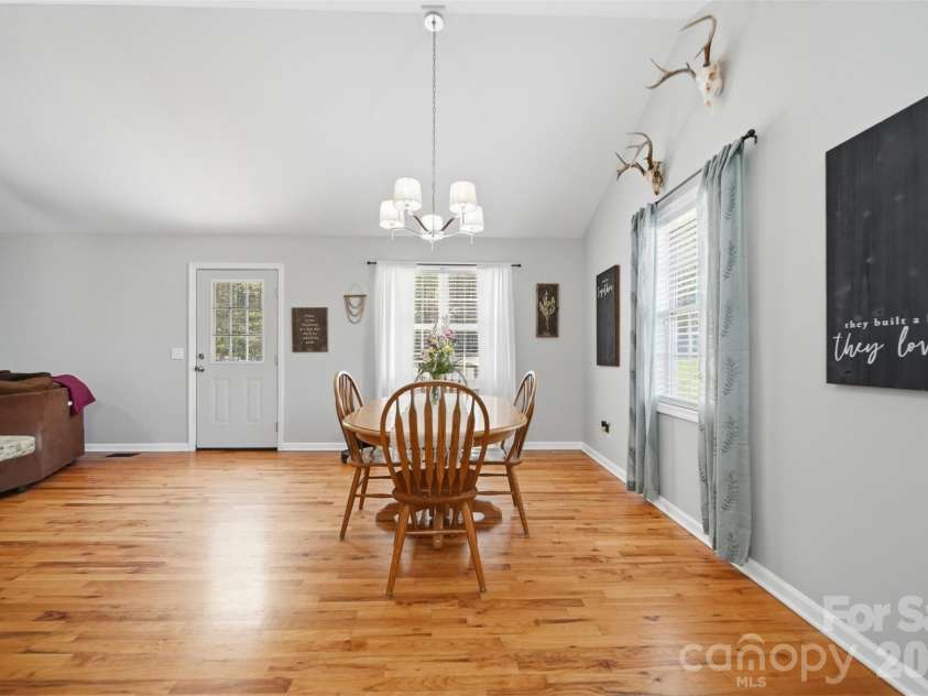 5175 Landing View Drive, Granite Falls, NC 28630.  MLS# CAR4369215, YatesRealty ID 18002. 