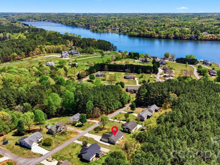 5175 Landing View Drive, Granite Falls, NC 28630.  MLS# CAR4369215, YatesRealty ID 18002. 
