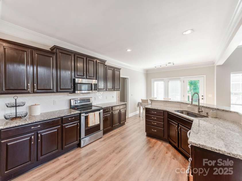 537 Montgrove Place, Concord, NC 28027.  MLS# CAR4266019, YatesRealty ID 18003. 