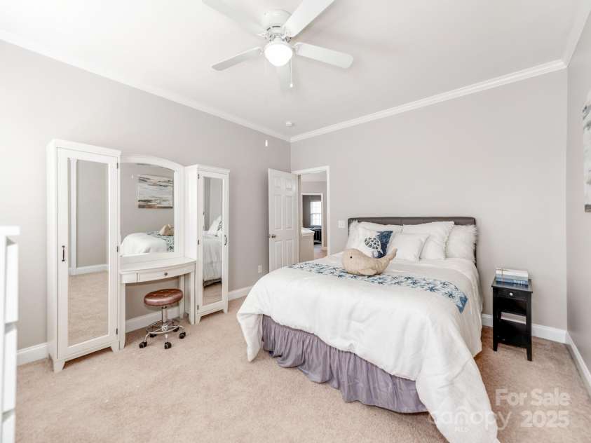 537 Montgrove Place, Concord, NC 28027.  MLS# CAR4266019, YatesRealty ID 18003. 