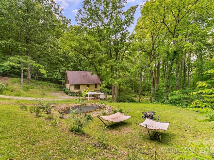 32 Evita Cove Road, Weaverville, NC 28787.  MLS# CAR4264465, YatesRealty ID 18004. 