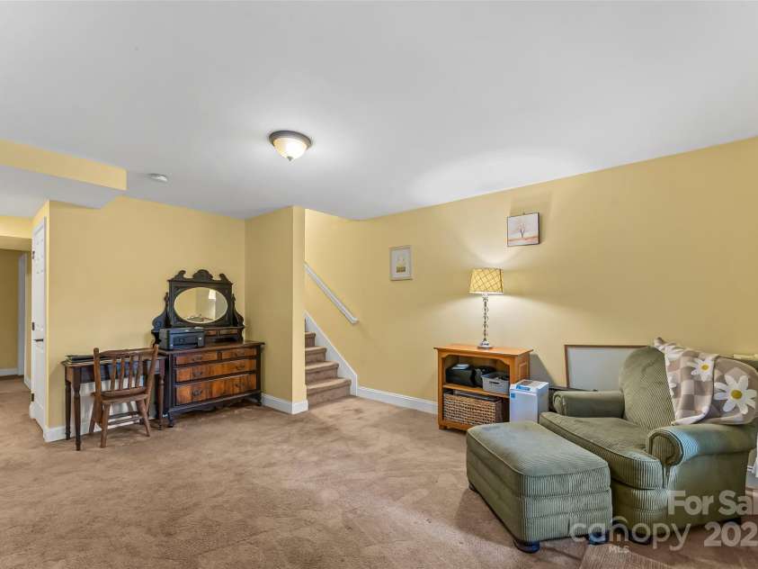 32 Evita Cove Road, Weaverville, NC 28787.  MLS# CAR4264465, YatesRealty ID 18004. 