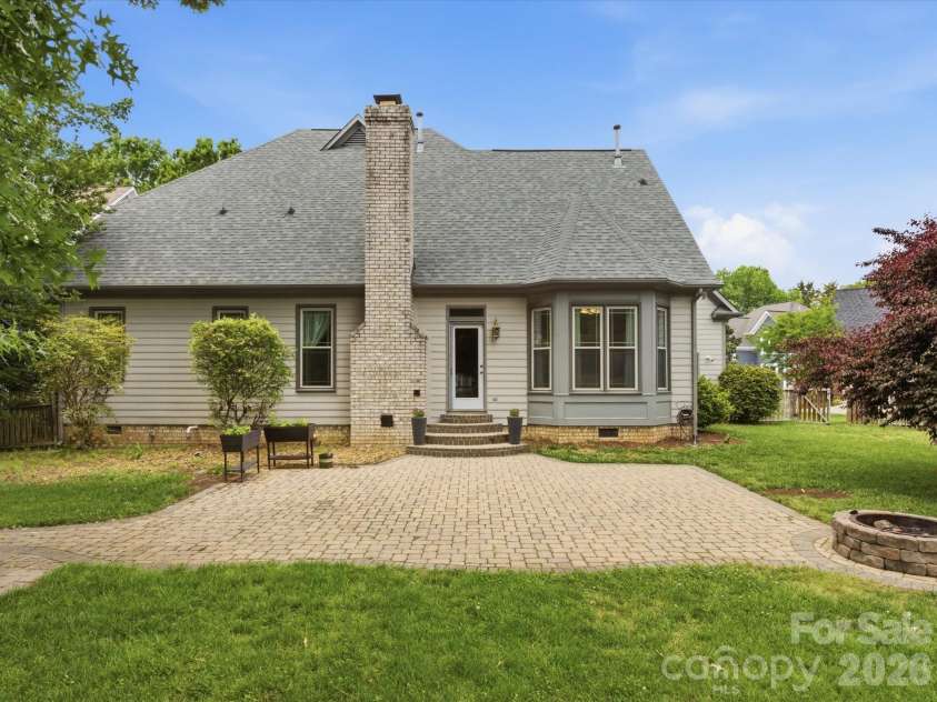 6909 Royce Court, Charlotte, NC 28277.  MLS# CAR4376147, YatesRealty ID 18004. 