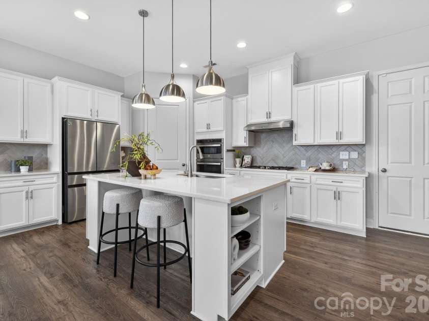 18018 Grey Mossrun Drive, Charlotte, NC 28278.  MLS# CAR4366883, YatesRealty ID 18005. 