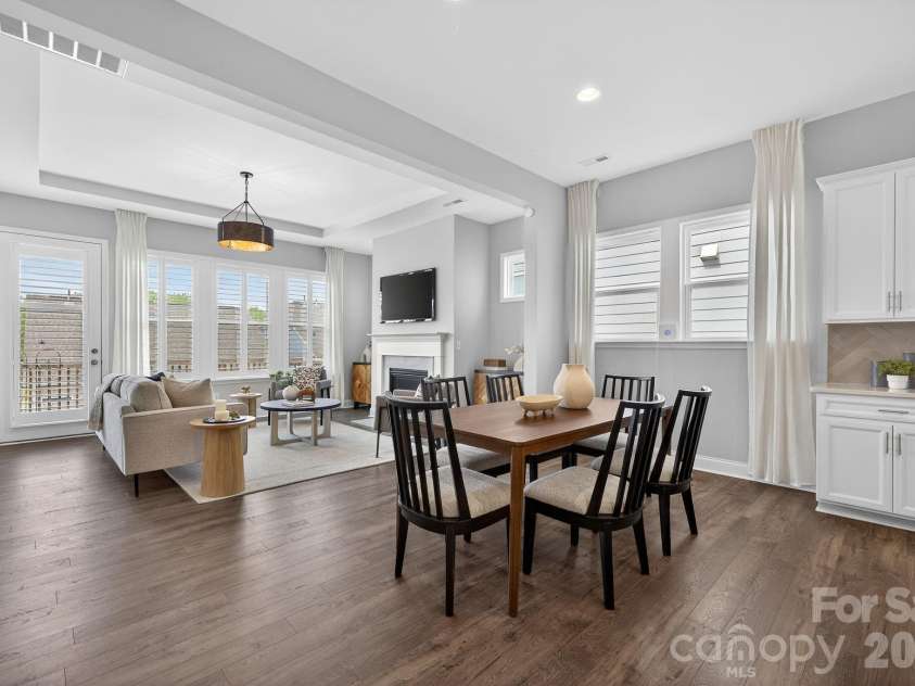 18018 Grey Mossrun Drive, Charlotte, NC 28278.  MLS# CAR4366883, YatesRealty ID 18005. 
