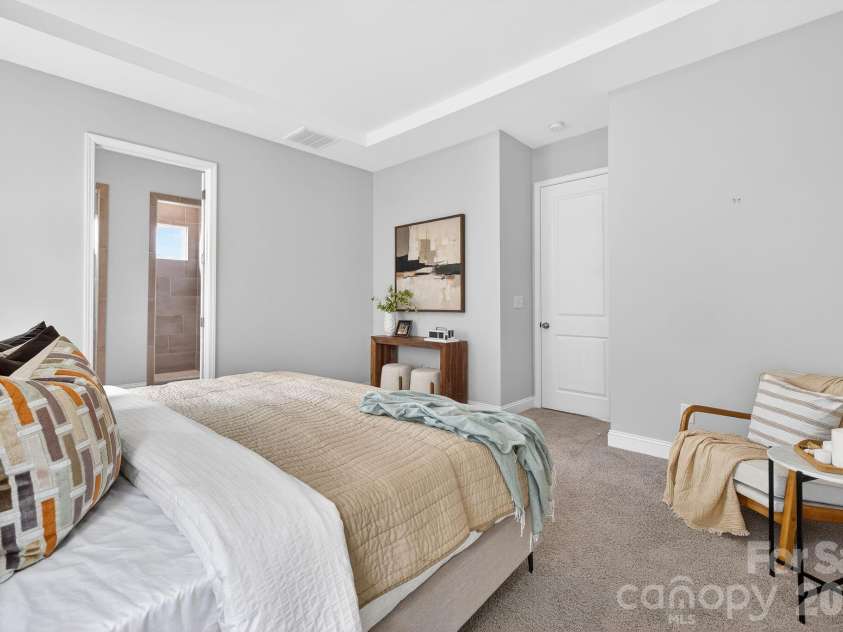 18018 Grey Mossrun Drive, Charlotte, NC 28278.  MLS# CAR4366883, YatesRealty ID 18005. 