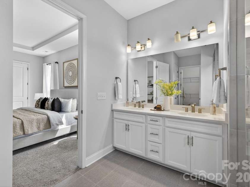 18018 Grey Mossrun Drive, Charlotte, NC 28278.  MLS# CAR4366883, YatesRealty ID 18005. 